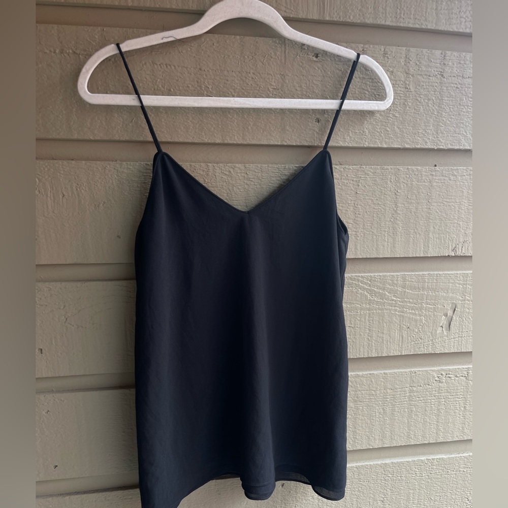 BLAQUE LABEL BLACK TOP WITH V-NECK